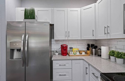 Ybor City Apartment | Stunning & Perfect Home Near Downtown Tampa & YBOR