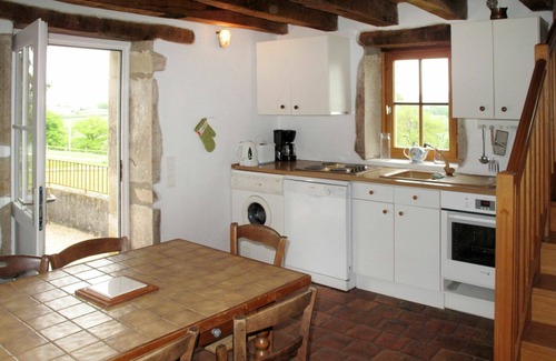 La Grande-Verriere House | Stunning private villa for 6 people with WIFI, TV, terrace and pets allowed