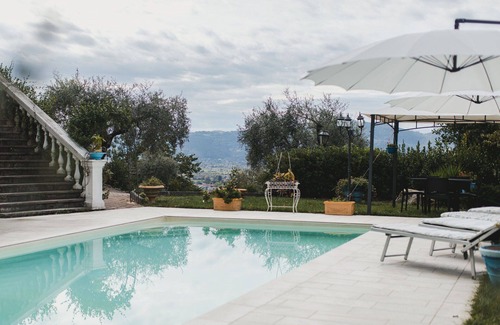 Castelnuovo Magra Villa | Stunning private villa for 12 guests with WIFI, A/C, private pool, TV, patio and panoramic view