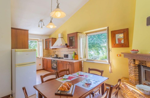 Marciano House | Stunning private villa with A/C, WIFI, private pool, TV, terrace, pets allowed and panoramic view