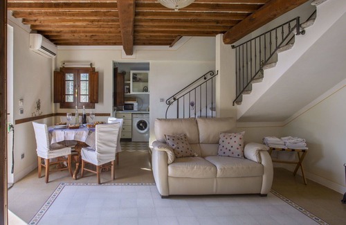 Pieve a Nievole Villa | Stunning private villa with A/C, private pool, WIFI, hot tub, TV, patio and pets allowed