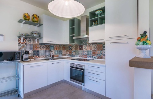 Casale Marittimo House | Stunning private villa for 6 guests with WIFI, A/C, TV, terrace, pets allowed and panoramic view