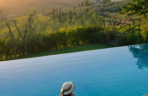 Greve in Chianti Villa | Stunning private villa for 21 people with A/C, private pool, WIFI and TV