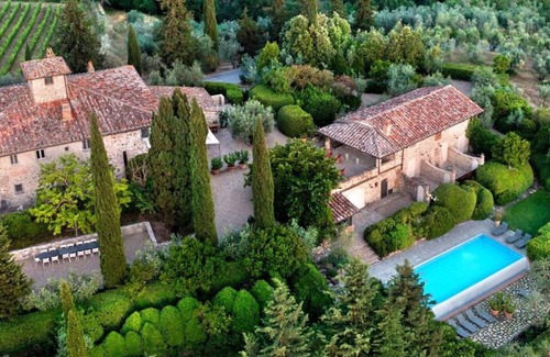 Greve in Chianti Villa | Stunning private villa for 21 people with A/C, private pool, WIFI and TV