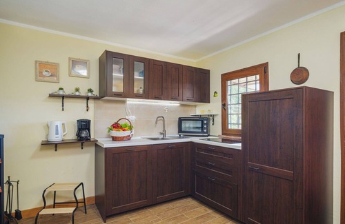 Stazzema House | Stunning private villa for 4 people with WIFI, TV, terrace and pets allowed