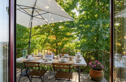 Castelo do Neiva House | Stunning private villa for 6 people with WIFI, TV and terrace