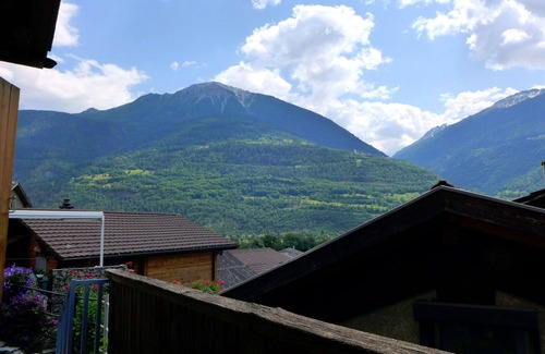 Erschmatt House | Stunning private villa for 4 guests with WIFI, terrace and panoramic view