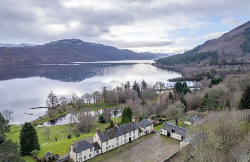 Invermoriston House | Stunning private villa for 6 guests with WIFI and TV