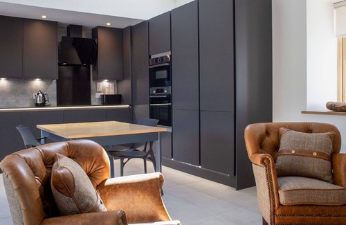 Suladale House | Stunning private villa for 2 people with WIFI, TV, patio and panoramic view