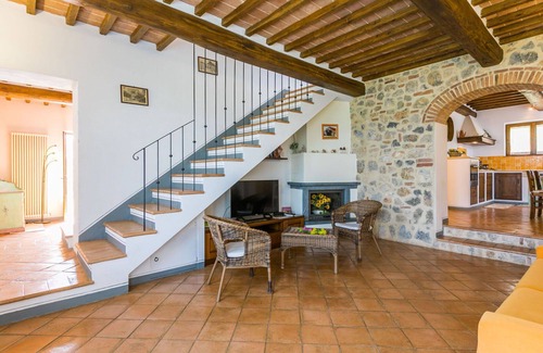 Lucciana House | Stunning private villa for 8 guests with private pool, WIFI, TV, terrace and pets allowed