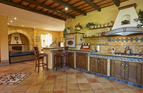 Castelvetrano Villa | Stunning private villa with private pool, A/C, WIFI, TV, terrace, pets allowed and panoramic view