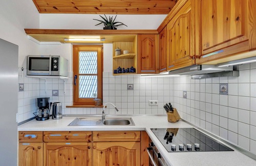 Bad Arolsen House | Stunning private villa for 6 people with WIFI, TV and terrace