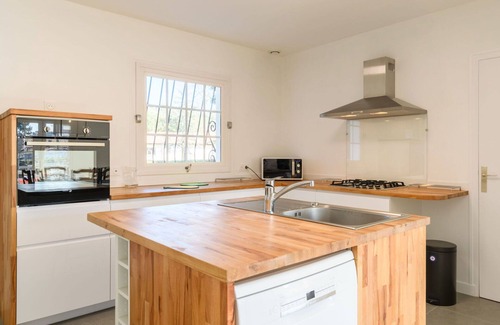 Lit-et-Mixe House | Stunning private villa for 10 people with WIFI, TV, terrace and pets allowed