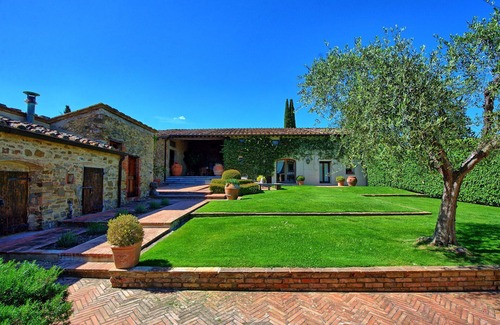 Monsanto Villa | Stunning private villa with private pool, A/C, WIFI, patio, panoramic view, close to San Gimignano