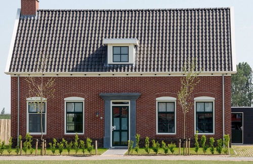 Colijnsplaat House | Stunning private villa for 10 guests with WIFI, TV and terrace