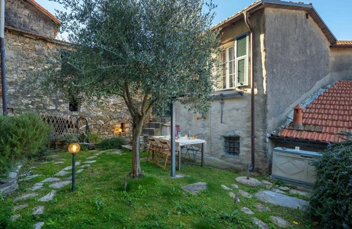 Chiusavecchia House | Stunning private villa for 2 people with terrace