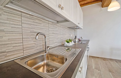 San Miniato Villa | Stunning private villa for 6 people with private pool, A/C, WIFI, TV and panoramic view