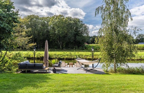 Vlagtwedde House | Stunning private villa for 6 guests with pool, WIFI, TV and patio