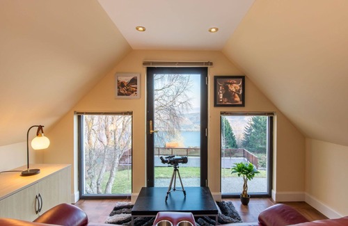 East Lewiston Villa | Stunning private villa for 7 people with WIFI, TV, patio and panoramic view