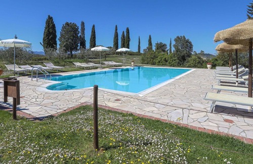 Sughera House | Stunning private villa with private pool, WIFI, TV, terrace, pets allowed, panoramic view, parking