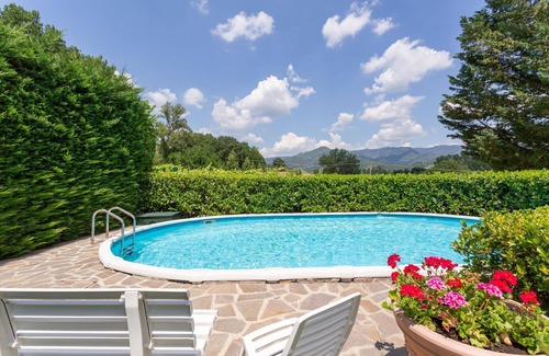 Vicchio House | Stunning private villa for 7 people with private pool, WIFI, TV, balcony and panoramic view