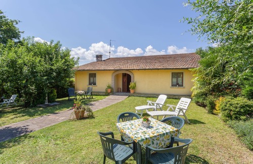 Vicchio House | Stunning private villa for 7 people with private pool, WIFI, TV, balcony and panoramic view