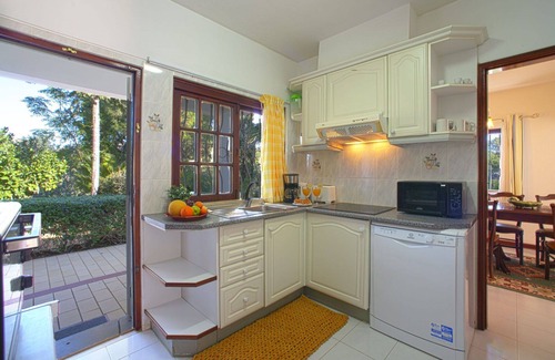 Alpouvar Villa | Stunning private villa for 4 guests with A/C, private pool, WIFI, TV and patio