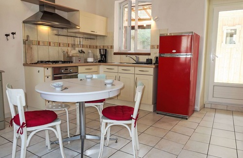 Le Ru House | Stunning private villa for 5 guests with WIFI and TV