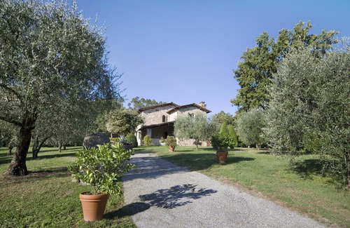 Pieve di Compito Villa | Stunning private villa for 7 people with WIFI, A/C, private pool, TV and patio, close to Lucca