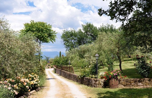 Cavriglia Villa | Stunning private villa with A/C, private pool, WIFI, hot tub, TV, patio, panoramic view, parking