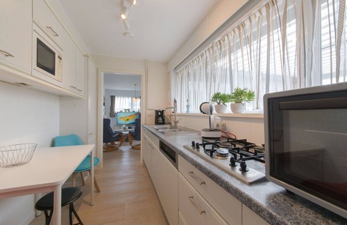 Bredene House | Stunning private villa for 5 people with WIFI, TV and terrace