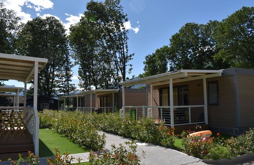 Riazzino House | Stunning private villa for 5 guests with WIFI, pool, A/C, terrace, pets allowed and panoramic view