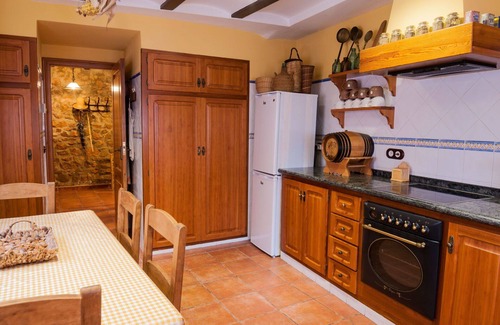 Cabanes Villa | Stunning private villa for 8 people with WIFI, TV and terrace