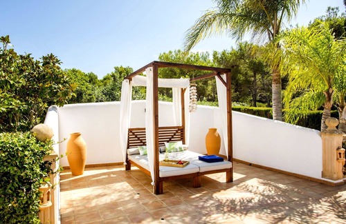 Media Luna Villa | Stunning private villa for 8 guests with A/C, private pool, WIFI, TV and patio