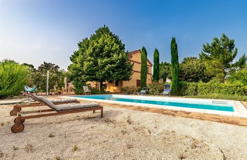 Bettolelle Villa | Stunning private villa for 12 guests with WIFI, private pool, TV and panoramic view