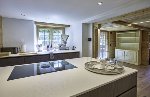 Saas im Prattigau House | Stunning private villa for 8 people with WIFI, TV, patio and panoramic view