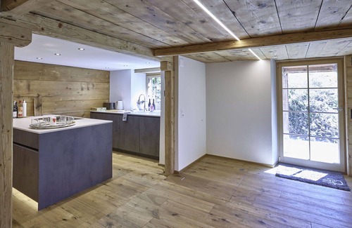 Saas im Prattigau House | Stunning private villa for 8 people with WIFI, TV, patio and panoramic view