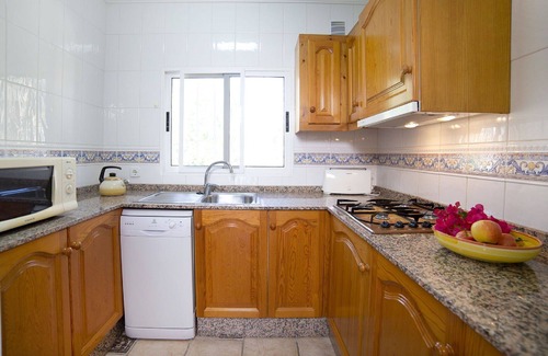 La Canuta House | Stunning private villa for 10 guests with A/C, private pool, WIFI, TV and terrace
