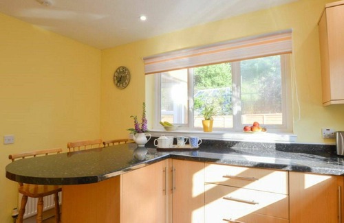 Oban House | Stunning private villa for 8 people with WIFI, TV, terrace and pets allowed