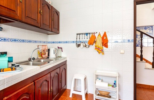 Casais do Rio House | Stunning private villa for 6 guests with private pool, WIFI, TV and terrace