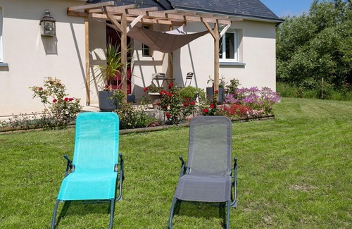 Plouescat House | Stunning private villa for 4 people with WIFI, TV and terrace