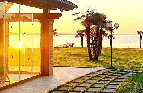 San Feliciano House | Stunning private villa for 5 people with WIFI, A/C, TV, terrace and pets allowed