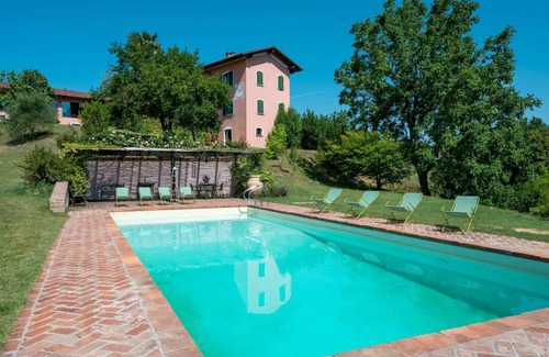 Soglio Villa | Stunning private villa for 14 people with A/C, WIFI, private pool, TV, patio and panoramic view