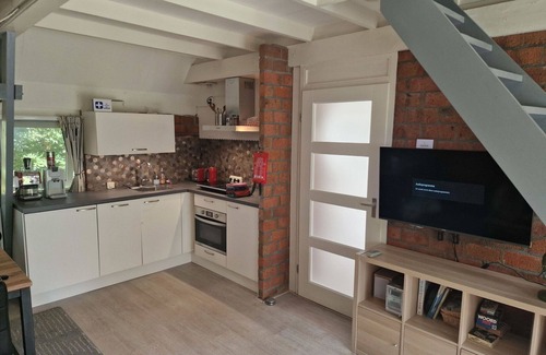 Anjum House | Stunning private villa for 6 people with WIFI, TV, terrace and pets allowed