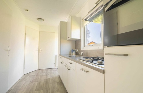 Biddinghuizen House | Stunning private villa for 4 people with pool, WIFI, TV and terrace