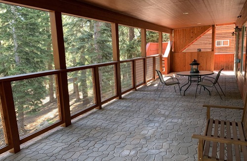 Truckee House | stunning quiet Tahoe Donner sanctuary
