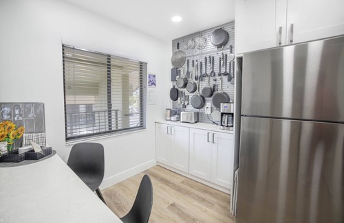 Tierra Verde Condo | Stunning Remodel & Kitchen, On the Bay, Close to Beach, available January 2025