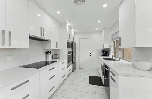 Scottsdale Vista House | Stunning Remodeled 2BR Retreat in NorthScottsdale