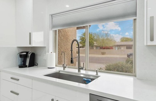 Scottsdale Vista House | Stunning Remodeled 2BR Retreat in NorthScottsdale