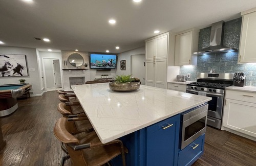White Rock Hills House | Stunning Remodeled Home, Minutes from Downtown (pet-friendly)